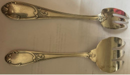 François  Frionnet  Lot 2 Cuillères à Service  ( Poinçons  Frionnet &  6 Et 10 FF - Löffel