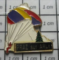 512g1 Pin's Pins / Beau Et Rare / SPORTS / PARACHUTISME MONTAGNE PRAZ SUR ARLY Par MARTINEAU - Parachutting