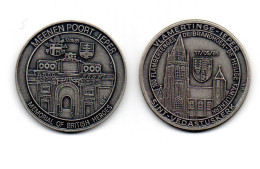 1 Penning Ter Gelegenheid Van Bezoek Paus Aan Ieper - 17 Mei 1985 - Sint-Vedastuskerk - Vlamertinge (zilverkleurig) - Tokens Of Communes