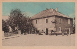 Ruffieux * Place , Hôtel Du Mont Clergon * Pompe à Essence - Ruffieux