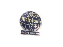 PIN'S    Mc INTOSH    HAUTE FIDÉLITÉ  Zamak - Informatica