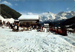 Sedrun - Skiwiese Und Café-Restaurant "Cristal" (5634) * 28. 12. 1977 - Tujetsch
