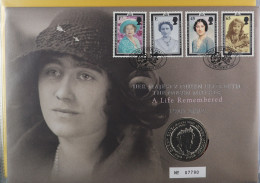 COIN COVERS 1994-2007 Collection In Two Albums, Includes With £5 Coins (x14) Etc. Face Value Of GB Coins £115+ (60+ Cove - Other & Unclassified