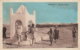 [-5%] ALGERIE - Bérrian - Mausolée Indigènes - Berriane - Carte Postale - Altri & Non Classificati