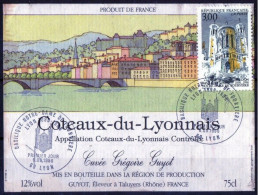 ETIQUETTES + TIMBRE OBLITERE -Fourvière -Coteaux Lyonnais - Briefmarken