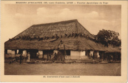 Delcampe - PC MISSIONARIES SOKODE COUVERTURE D'UNE CASE TOGO (a28043) - Togo