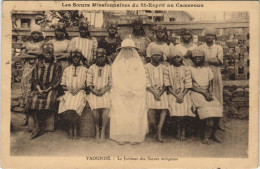 Delcampe - PC MISSIONARIES YAOUNDE LE JUVENAT DES SOEURS INDIGENES CAMEROON (a27998) - Kamerun