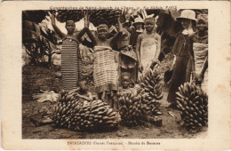 Delcampe - PC BROUADOU RECOLE DES BANANAS FRENCH GUINEE AFRICA ETHNIC TYPES (a25635) - Französisch-Guinea