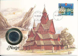 Norvégia 1988. 1K Cu-Ni Felbélyegzett Borítékban, Bélyegzéssel, Német Nyelvű Leírással T:UNC Norway 1988. 1 Krone Cu-Ni  - Unclassified