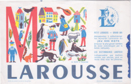 BUVARD DE COLLECTION - LE PETIT LAROUSSE - LA LETTRE M - 24 MOTS A TROUVER - L