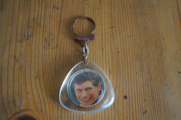 MICHEL PAJE PORTE CLEF DES ANNEES 60 PUB POUR CHOCOLAT AIGUEBELLE - Other Products