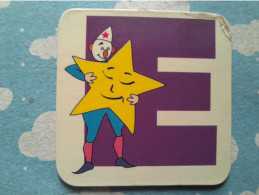 Magnet Aimant De Frigo CLOWN LETTRE E ETOILE - Letters & Digits