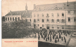 [-5%] BELGIQUE - Pensionnat De Beirlegem - La Cour De Jeu - Carte Postale Ancienne - Zwalm