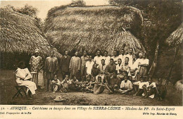 Delcampe - - Pays Div -ref-FF25- Afrique - Sierra Leone - Catéchisme Dans Un Village - Missions De Pp Du Saint Esprit - Missions - - Sierra Leone