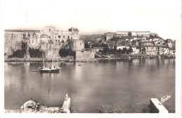 Delcampe - FR66 COLLIOURE - Narbo 19 - La Citadelle Les Casernes La Baie - Belle - Collioure