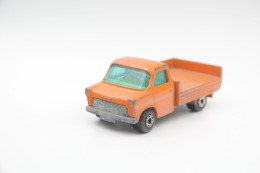 Matchbox Lesney MB65-C FORD TRANSIT, Issued 1977 - Matchbox (Lesney)