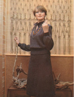 Soviet Fashion Card With The Pattern On The Backside Woman In Black Dress - Printed 1983 - Ca. 18x14 Cm - Patrones