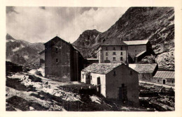 Bourg Saint Pierre Vue Sur Hospice   //// 232 - Bourg-Saint-Pierre 