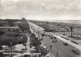 Delcampe - CARTOLINA  MARINA DI PIETRASANTA LUCCA TOSCANA VERSILIA LUNGOMARE VIAGGIATA 1965   Y58 - Lucca
