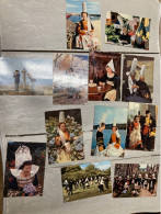 12 CPSM FOLKLORE BRETON COSTUMES DANSES PROVINCE VILLE PERSONNAGE / SCANNEES INDIVIDUELLEMENT - Collections & Lots