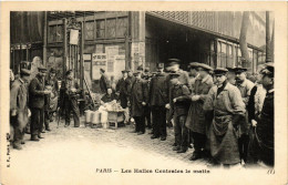 Delcampe - CPA PARIS 1e Les Halles Centrales Le Matin (479471) - Paris (01)