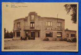 Gistel 1938: Café "Tourmalet" Animée Avec Oldtimer - Gistel