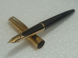 VINTAGE 50s' Waterman's Black Fountain Pen 14k Nib (#25) - Schreibgerät