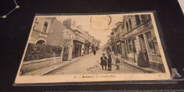 Delcampe - Carte Postale   N 17  BRIARE  La Grande Rue - Briare