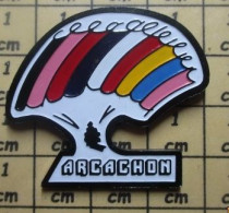 1221 Pin's Pins / Beau Et Rare / SPORTS / PARACHUTE ET PAS CHARAPUTE ARCACHON GIRONDE - Parachutting