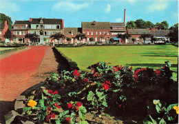 [-5%] BELGIQUE - Grobbendonk - Astridplein Met Monument Der Gesneuvelden Van 1914-18 En 1940-45 - Carte Postale - Grobbendonk