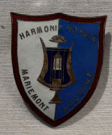 Mariemont Bascoup. Harmonie Royale. Ancien Ecusson Emaillé à Fixer. - Other Products