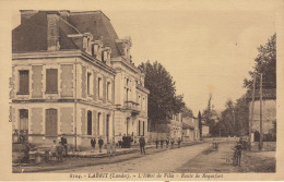 Carte Postale 40 Labrit Hôtel De Ville Route De Roquefort - Labrit