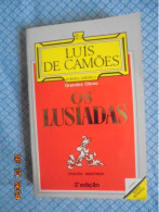 Os Lusiadas [3a Edicao Anotada 1988] - Luis De Camoes; Maria Leticia Dionisio - Livros De Bolso Europa America 1988 - Poesia