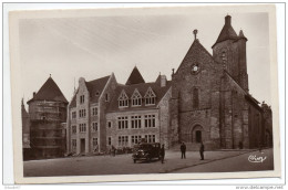 BOURGANEUF (23) - HOTEL DE VILLE EN CONSTRUCTION - Bourganeuf