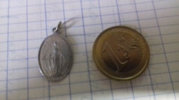 MEDAILLE RELIGIEUSE - Etnica