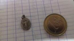 MEDAILLE RELIGIEUSE - Etnica