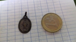 MEDAILLE RELIGIEUSE - Etnica