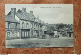 DROUE (41) - PLACE DU MARCHE - Droue