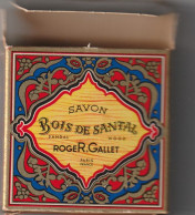 SAVON BOIS DE SANTAL 25 Gr Code 2055 . ROGER . GALLET . AVEC SA BOITE  . SCAN - Beauty Products
