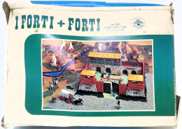 La Capanna, Made In Italy , Forti Forti Fort Stanton , Cowboys, Indians ,Vintage, MIB, Mint In Box - Small Figures