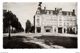 PITHIVIERS (45) - AVENUE DE LA REPUBLIQUE - Pithiviers