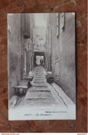 TRETS (13) - RUE MONTMARTRE - Trets