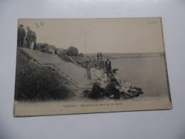 Delcampe - Cpa  Vernon  Pêcheurs Au Bord De La Seine   Belle Animation - Vernon