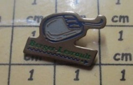 710e Pin's Pins / Beau Et Rare / INFORMATIQUE / SOURIS POUR PC BERGER-LEVRAULT - Informatica