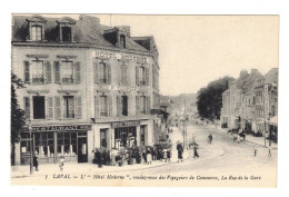 Delcampe - 53  LAVAL HOTEL MODERNE  ANIMEE   BON ETAT   VOIR  LES   2 SCANS - Laval