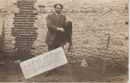 Delcampe - Le Photographe Qui Pose à Son Tour ( Carte Photo ) - Sonstige & Ohne Zuordnung