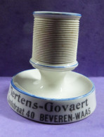 Beveren-Waas  Mertens-Govaerts Zandstraat Cendrier Publicitaire  Porcelaine Publiciteit Asbak Porselein - Mecheros (Pyrogenes)