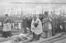 Delcampe - FINISTERE  29  DOUARNENEZ  - BENEDICTION DE LA MER AU GRAND PORT PAR MGR L'EVEQUE DE QUIMPER - Douarnenez