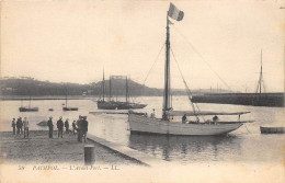 Delcampe - COTES D'ARMOR  22  PAIMPOL - L'AVANT PORT - BARQUE DE PECHE - Paimpol