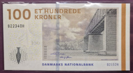 Denmark 100 Kroner 2015 UNC  P- 66d(3)  Signatures: Rohde & Sørensen - Denmark